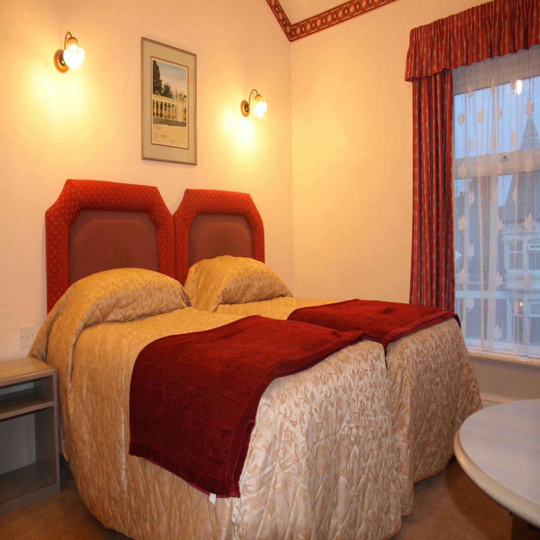 Pier Walk Hotel Blackpool Eksteriør billede